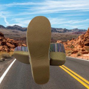 ladies dansko purple and pink fabric clogs size 40